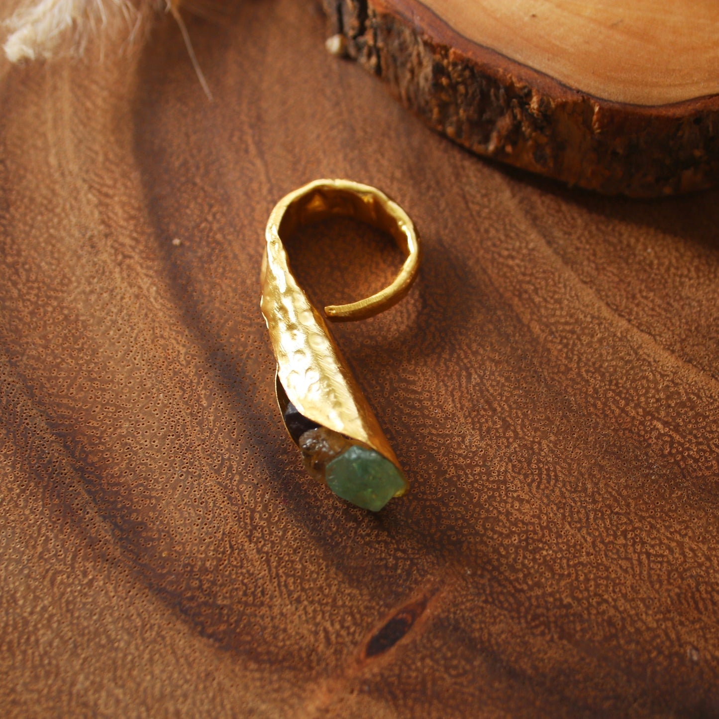 Nepenthes Ring - The Glam Harbor