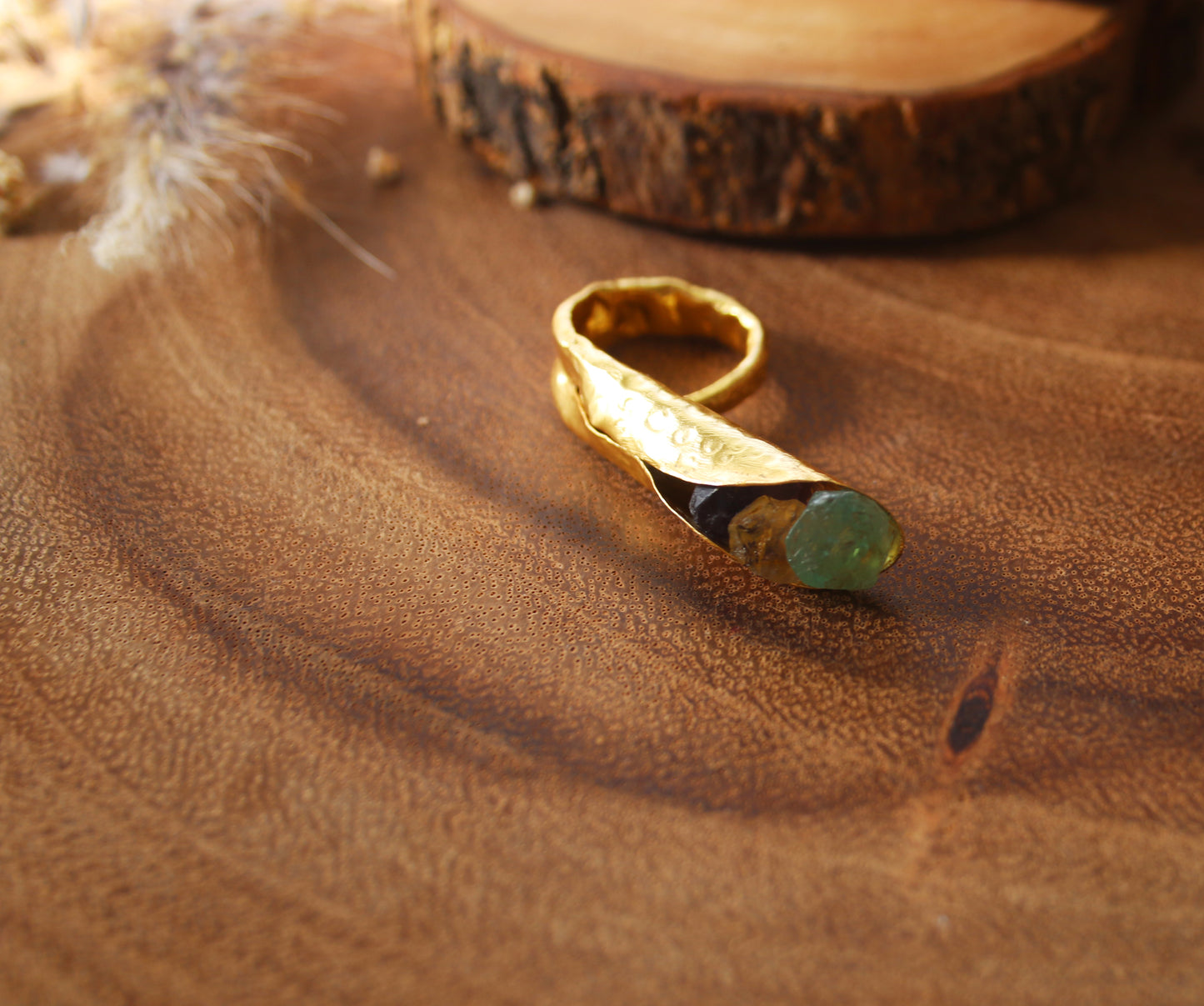 Nepenthes Ring - The Glam Harbor