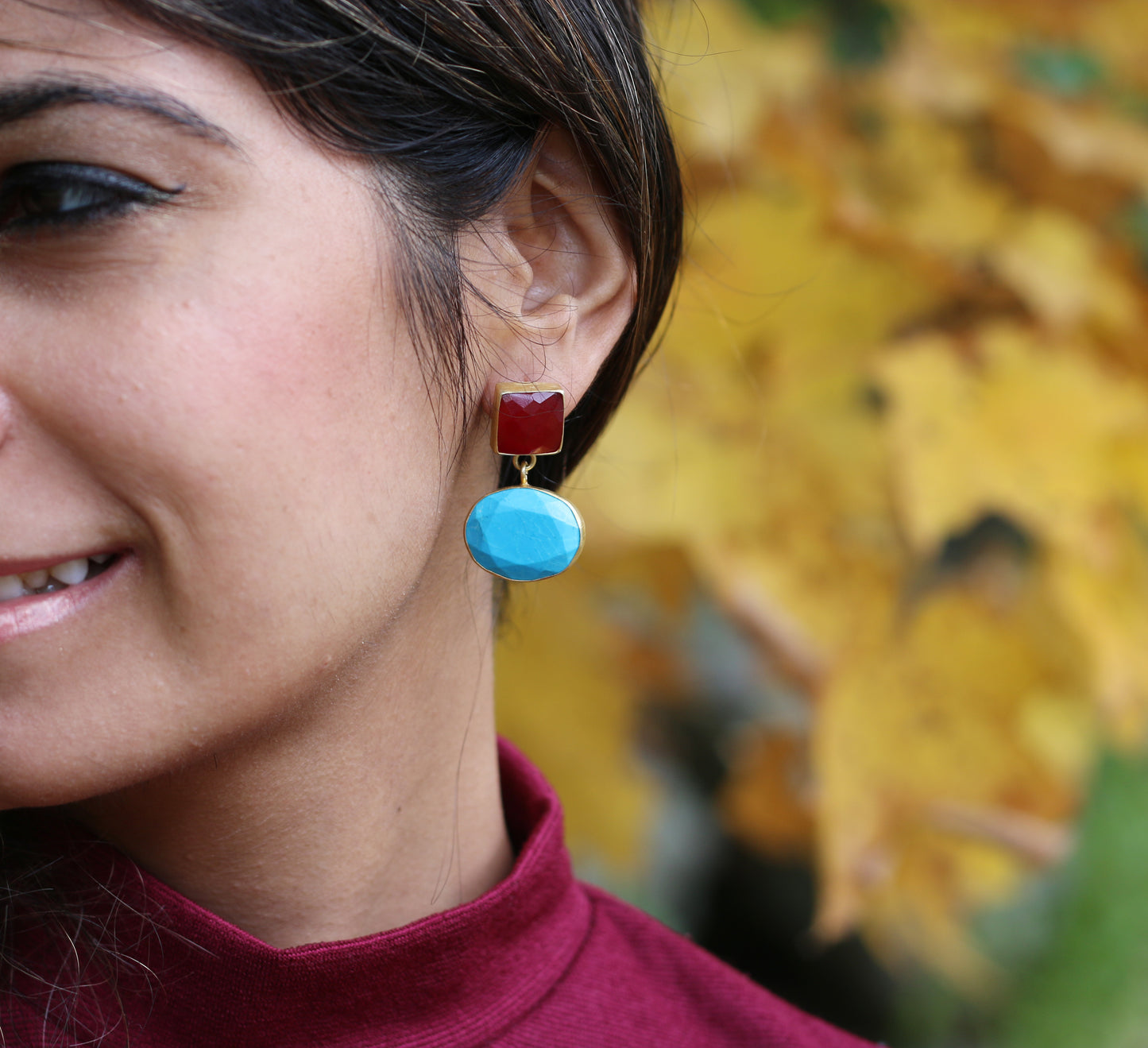 EMBELLISH 18K GOLD PLATED EARRINGS TURQUOISE / GARNET - The Glam Harbor