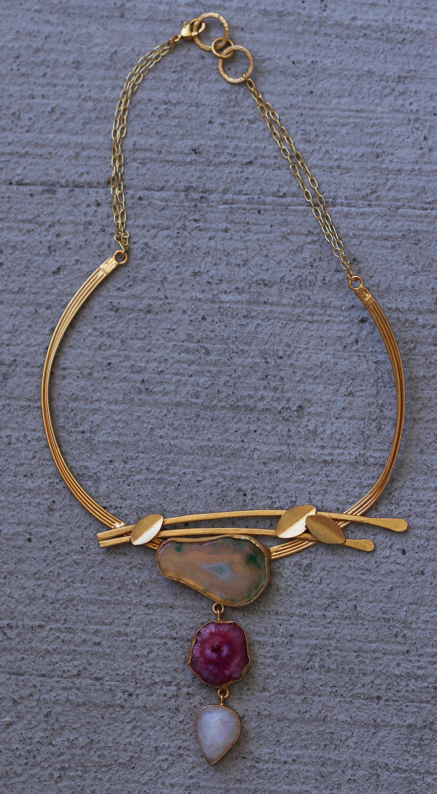 BRANCH LEAF ADJUSTABLE CHOKER NECKLACE - The Glam Harbor