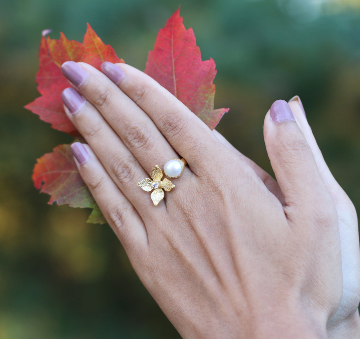 PEARL FLOWER ZIRCON ADJUSTABLE 18K GOLD PLATED RING - The Glam Harbor