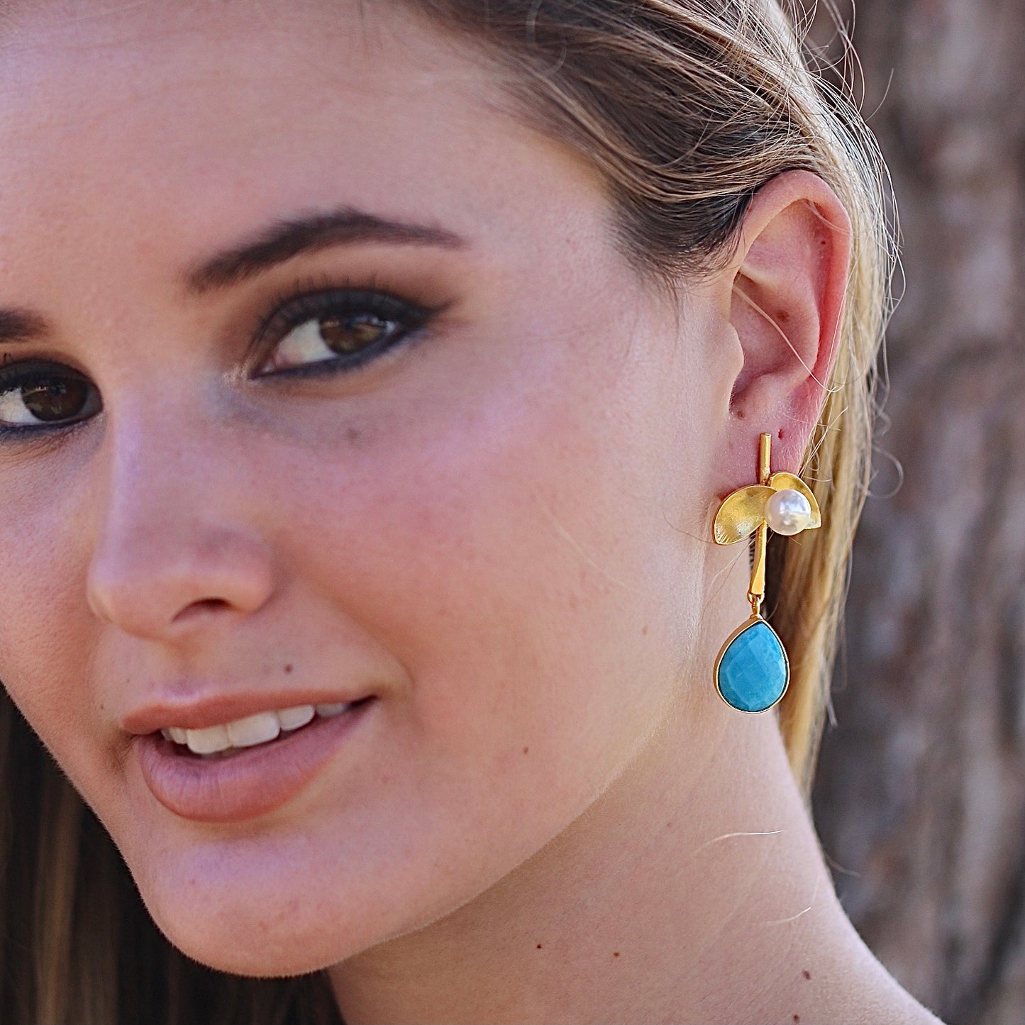 Pearl leaf drop earrings - The Glam Harbor