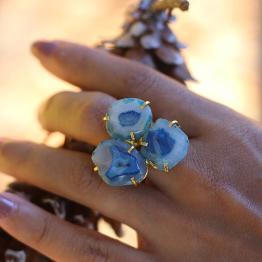 THREE STONE 18K GOLD PLATED ADJUSTABLE RING - The Glam Harbor