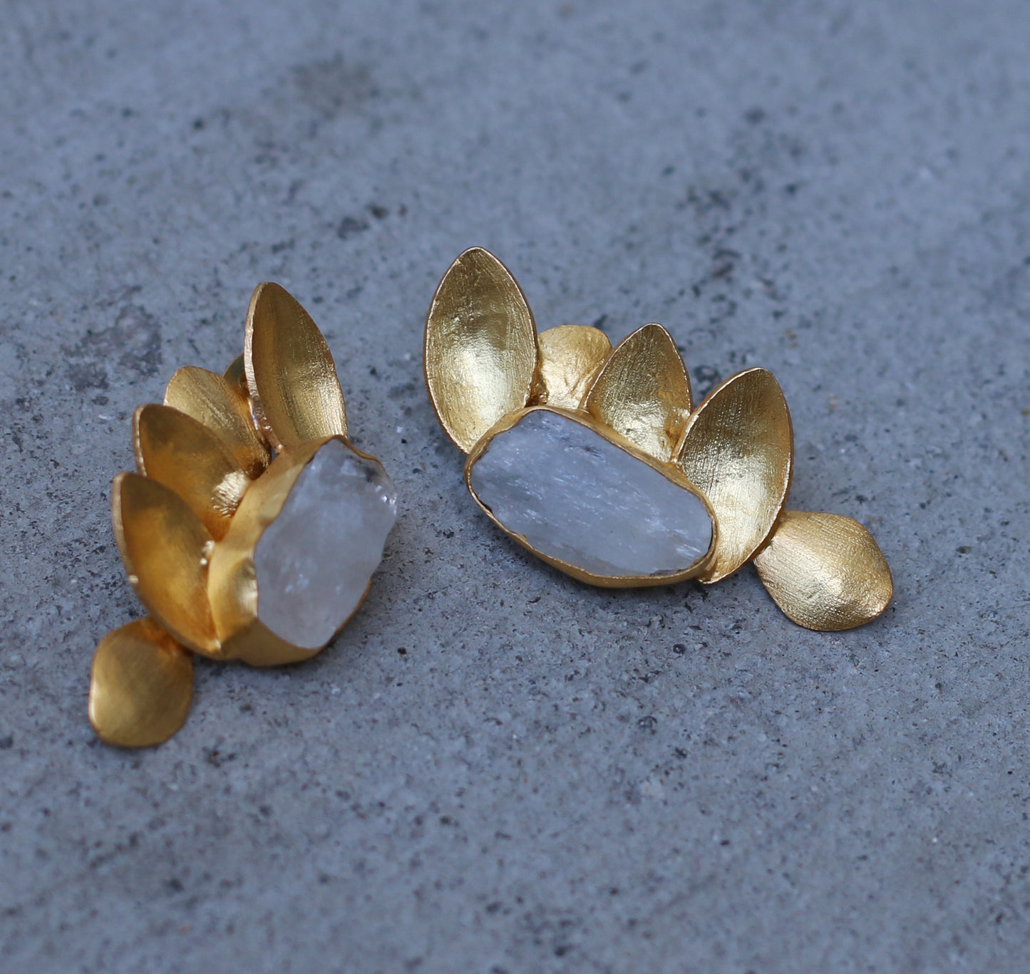 HALF BUTTERFLY EARRINGS - The Glam Harbor