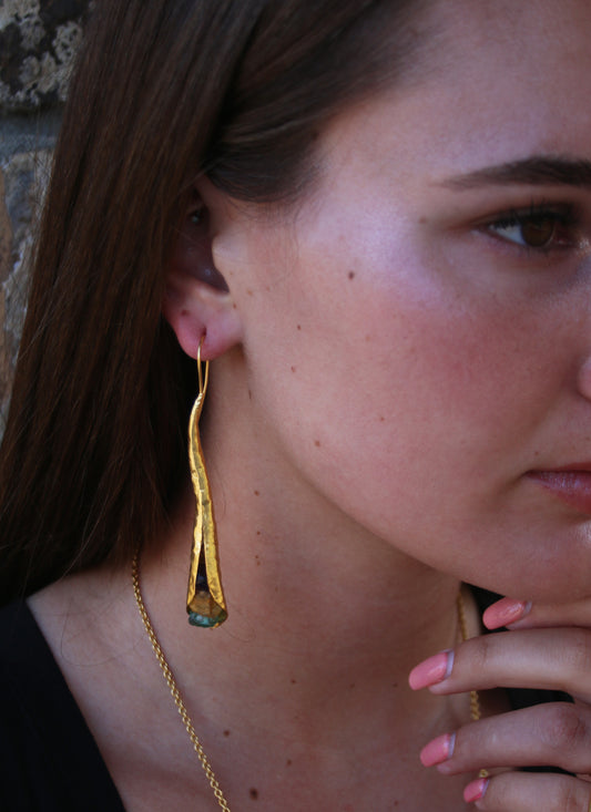 Nepenthes Earrings - The Glam Harbor