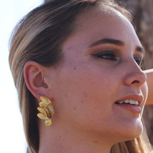 HALF BUTTERFLY EARRINGS - The Glam Harbor