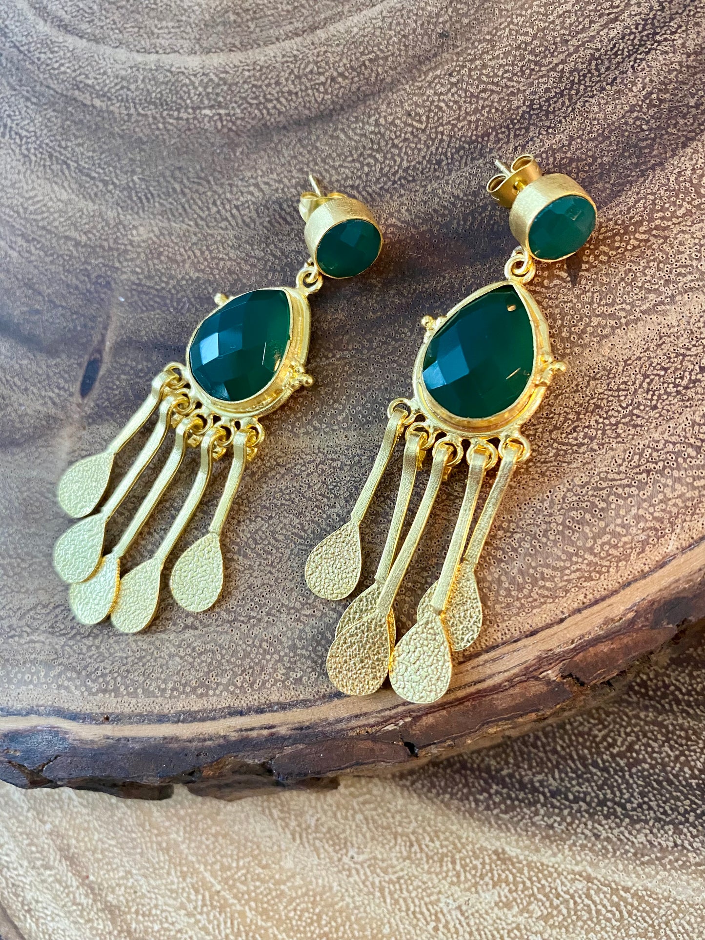 EGYPTIAN DANGLES EARRINGS - The Glam Harbor